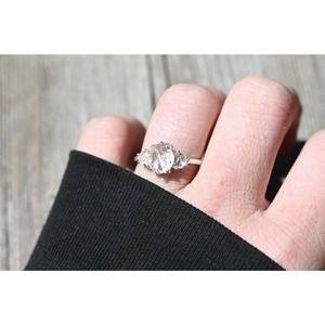 alternative raw diamond engagement ring raw crystal size 4 5 6 7 8 8 9 10 11 12